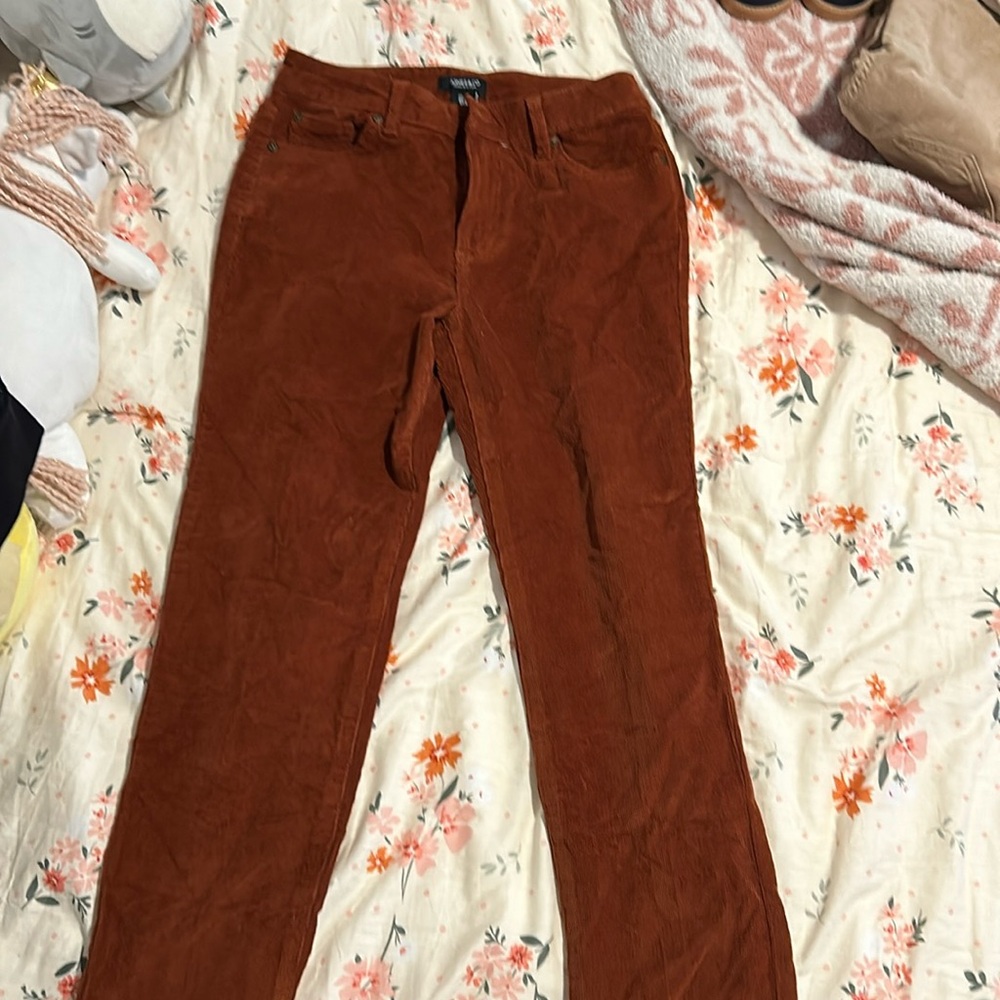 Adorable corduroys, worn once